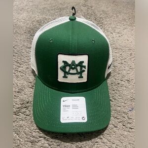 Nike classic trucker hat